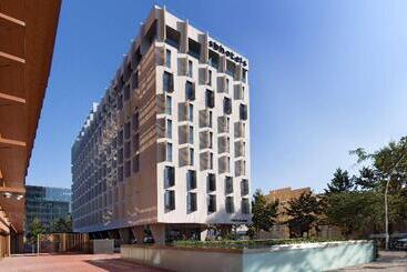 Отель Sb Glow 4 Sup