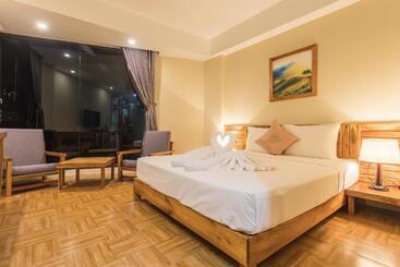 فندق Golden Daisy