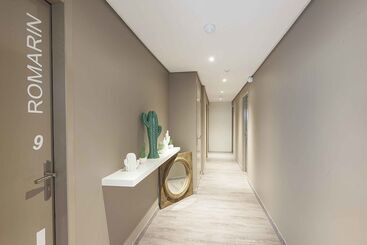 호텔 Restaurant Des Maures