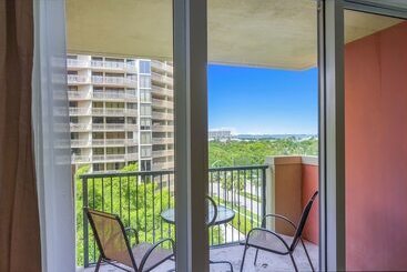 アパートホテル Serene Cozy Retreat With Balcony Free Parking