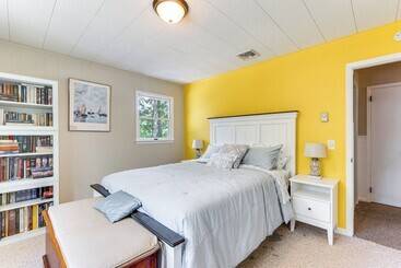 Dom wiejski Waterfront Southold Retreat < 3 Mi To Wineries!