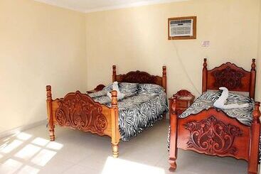 پانسیون Hostal La Maison B&b Trinidad