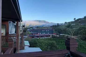 تختخواب و صبحانه Cingjing Morning Star