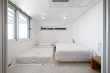 Carrot Ryokan Poolvilla