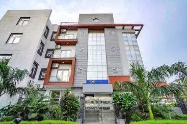 Fabhotel 17 Suites