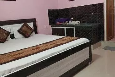 هتل Goroomgo Jagannath Inn Puri