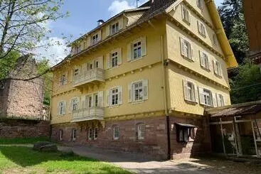 ホテル Löwenherz