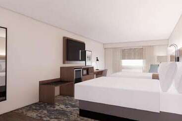 Grandstay Hotel & Suites