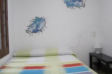 ユースホステル Habitaciones Barcelonina