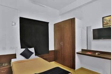 호텔 Oyo Rooms Chennai Airport Near Nanganallur