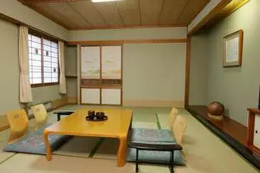 Ryokan Toya Gokirakutei