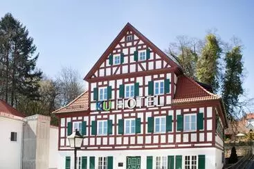 Ku Hotel By Wmm Hotels