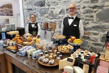 민박 Villa Marina   Como Lake