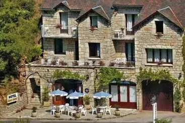 ホテル Hôtel Chante Perdrix