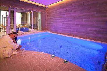 Hotel Aateli Hillside