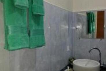 Bed and Breakfast The Villager Lodge