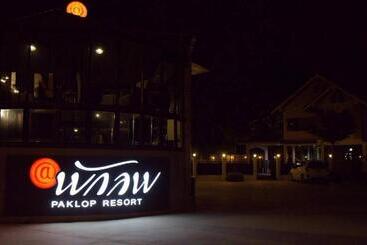 Paklop Resort