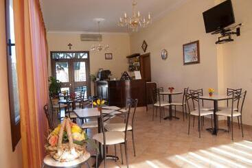 Hotel Terra Degli Elimi