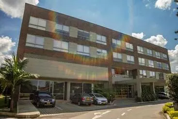 Mg Hotels & Suites