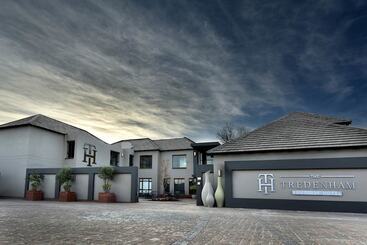 فندق Tredenham Boutique