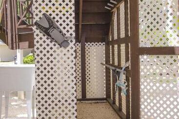 Shangri La Boutique Bed & Breakfast