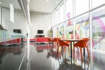 ユースホステル Residencia Universitaria Roberto De Nobili