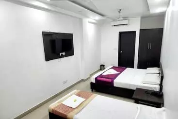 ホテル Aravali Inn