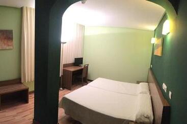 فندق Area De Servicio Los Chopos