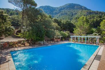 هتل Bordoy Continental Valldemossa