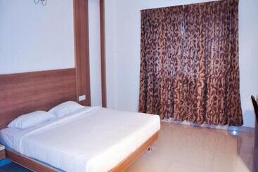 Hotel Rathna Residency