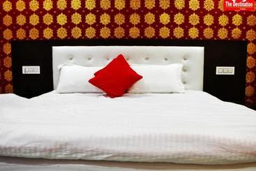 Hotel The Destination