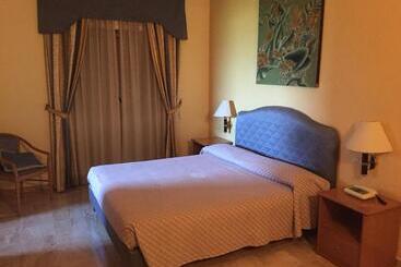 Sunny Palace Hotel Restaurant