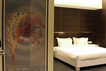 Hotel German Palace Near To Airport