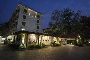 Hôtel Svatma   A Luxury Heritage Resort