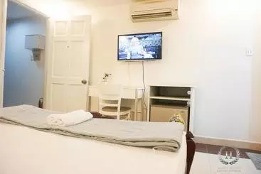 هتل Happyhomes 178 Center