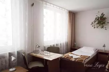 هتل Logos