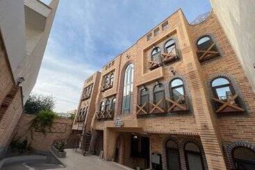 هتل Ardabil Ideal Boutique