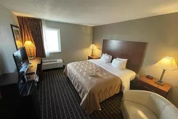 Motelli Quality Inn Madison West Near University Area