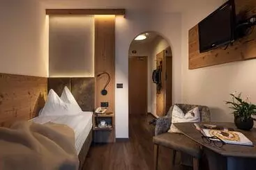 Almhotel Lenz