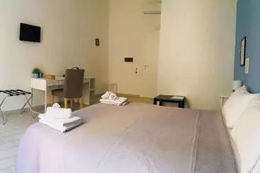 ベッドアンドブレックファースト Torrearsa 17