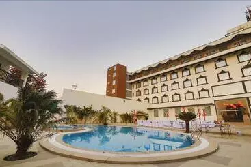 Hotel Rudraksh Club & Resort