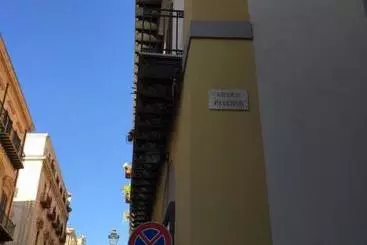 B&b Teatro Del Sole
