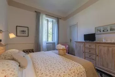 Aamiaismajoitus (B&B) Villa Salvarezza