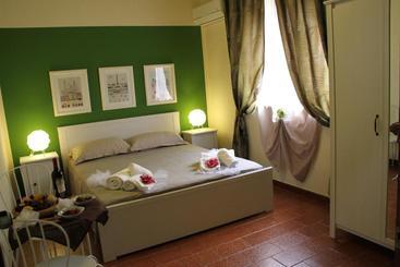 Bed and Breakfast Retrò Rooms