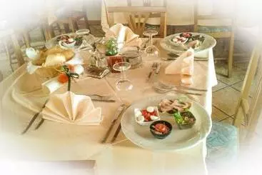 ホテル Albergo Larese