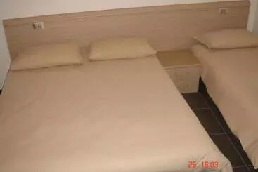 Aamiaismajoitus (B&B) Bar Trattoria Colombina Affittacamere