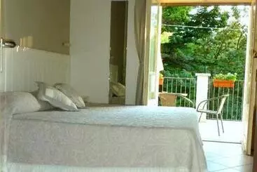 ベッドアンドブレックファースト La Locanda Al Lago