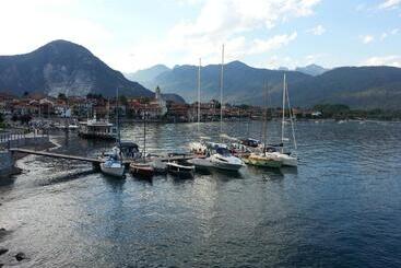 Bed and Breakfast La Locanda Al Lago