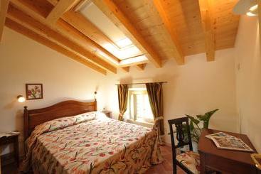 Bed & Breakfast Le Camere Di Virgilio