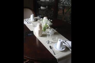 ベッドアンドブレックファースト Poggioba